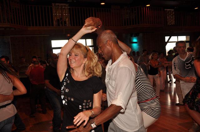 min 2011 09 04 station danse 095